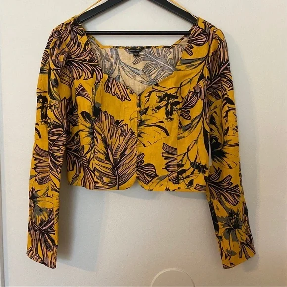 NWT Guess x Jennifer Lopez Blouse - Picture 3 of 8